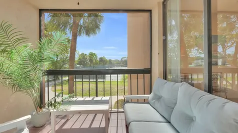 450 Egret Circle Delray Beach FL 33444