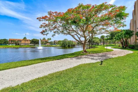 450 Egret Circle Delray Beach FL 33444