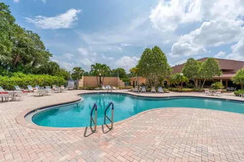 450 Egret Circle Delray Beach FL 33444