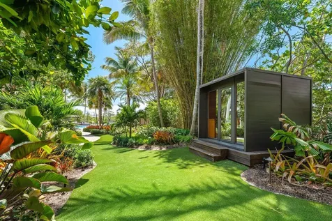 3208 Pilots Point Circle Jupiter FL 33477