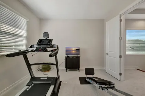 211 Se Calmo Circle Port Saint Lucie FL 34984