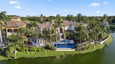 319 Mizner Lake Estates Drive Boca Raton FL 33432
