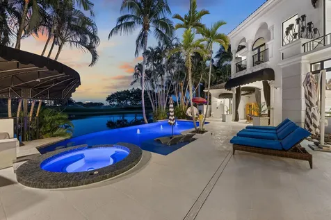 319 Mizner Lake Estates Drive Boca Raton FL 33432