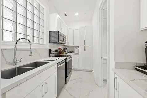 319 Mizner Lake Estates Drive Boca Raton FL 33432