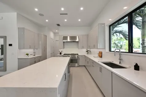16694 Mosaic Place Delray Beach FL 33446