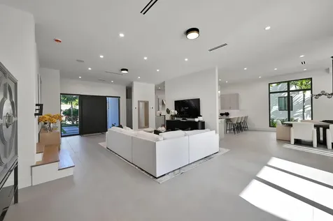 16694 Mosaic Place Delray Beach FL 33446