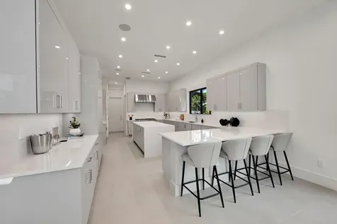 16694 Mosaic Place Delray Beach FL 33446