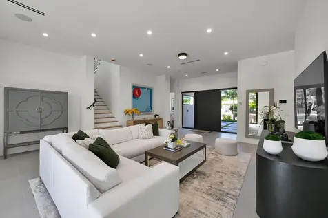 16694 Mosaic Place Delray Beach FL 33446