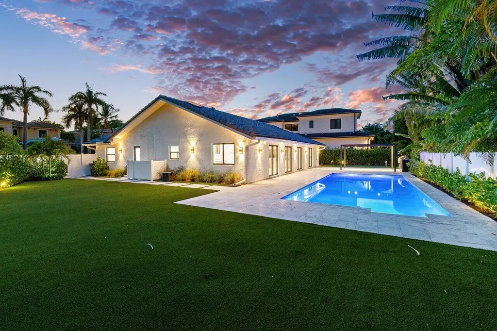 22233 Hollyhock Trail Boca Raton FL 33433