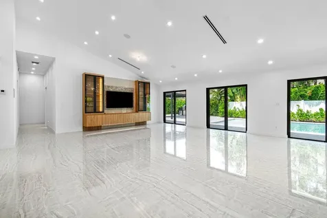 22233 Hollyhock Trail Boca Raton FL 33433