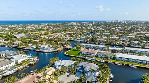 2511 NE 36th Street Lighthouse Point FL 33064