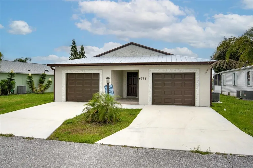 6728 Spanish Lake Boulevard Fort Pierce FL 34951