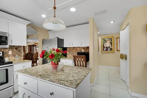 6543 Via Rosa Boca Raton FL 33433
