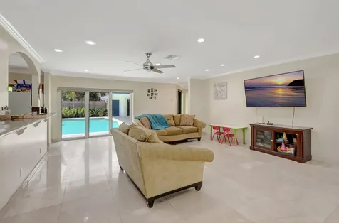 701 Nw 8th Avenue Boca Raton FL 33486