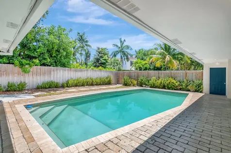 701 Nw 8th Avenue Boca Raton FL 33486