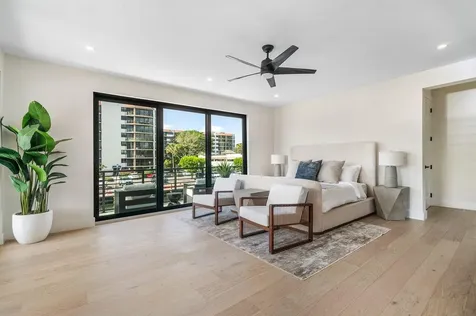 872 Glouchester Street Boca Raton FL 33487