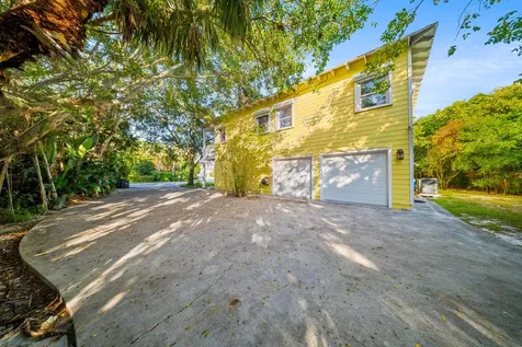 3900 Ne Cheri Drive Jensen Beach FL 34957