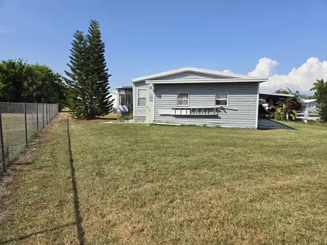 1699 Sw 35th Circle Okeechobee FL 34974