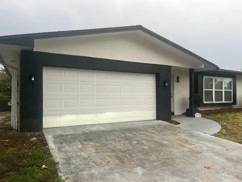 1720 Sw 13th Street Boca Raton FL 33486