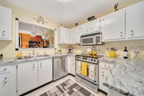 9152 Affirmed Lane Boca Raton FL 33496