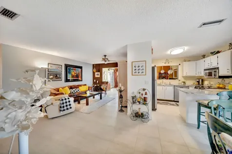 9152 Affirmed Lane Boca Raton FL 33496