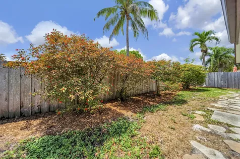 9152 Affirmed Lane Boca Raton FL 33496