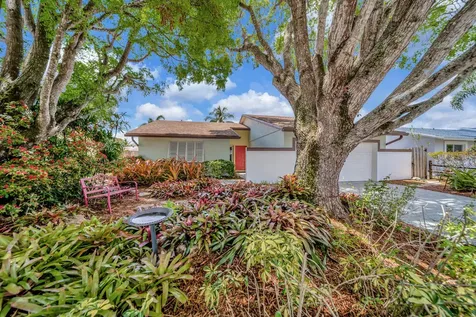 9152 Affirmed Lane Boca Raton FL 33496