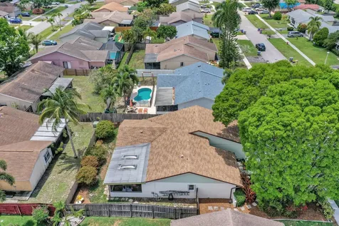 9152 Affirmed Lane Boca Raton FL 33496