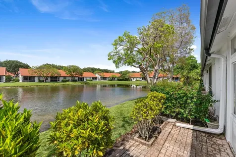 8237 Via Di Veneto Boca Raton FL 33496