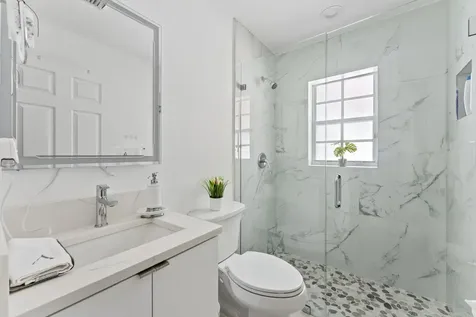 8237 Via Di Veneto Boca Raton FL 33496
