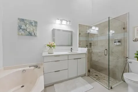 8237 Via Di Veneto Boca Raton FL 33496