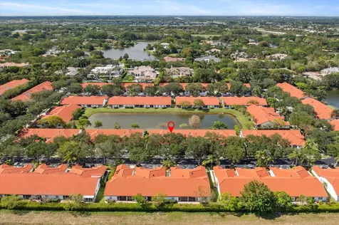 8237 Via Di Veneto Boca Raton FL 33496