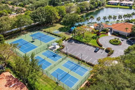 8237 Via Di Veneto Boca Raton FL 33496