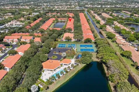 8237 Via Di Veneto Boca Raton FL 33496