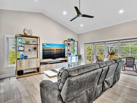 4840 Nw 28th Way Boca Raton FL 33434