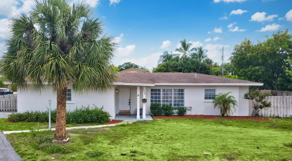 1098 Nw 5th Avenue Boca Raton FL 33432