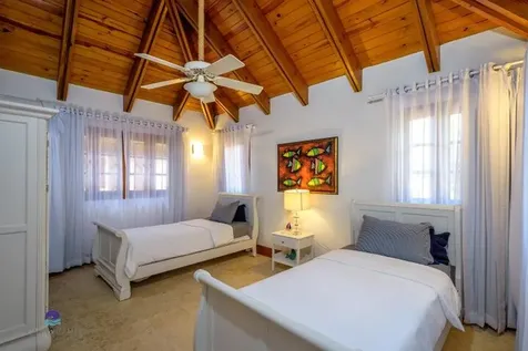 7a Bahia Chavon Casa de Campo DR 22000