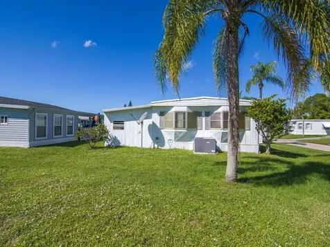 2 Galicia Lane Port Saint Lucie FL 34952