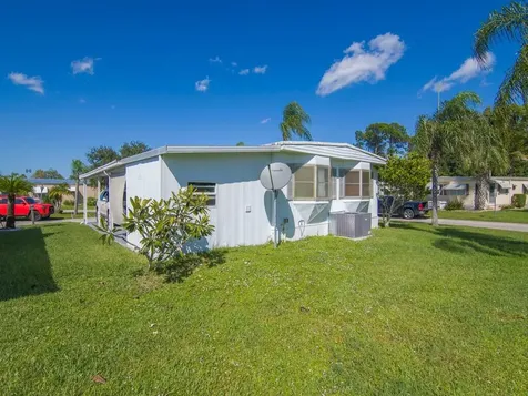2 Galicia Lane Port Saint Lucie FL 34952