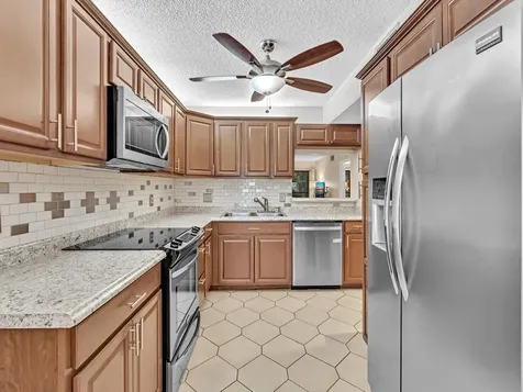 10143 Mangrove 203 Drive Boynton Beach FL 33437