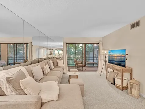 10143 Mangrove 203 Drive Boynton Beach FL 33437