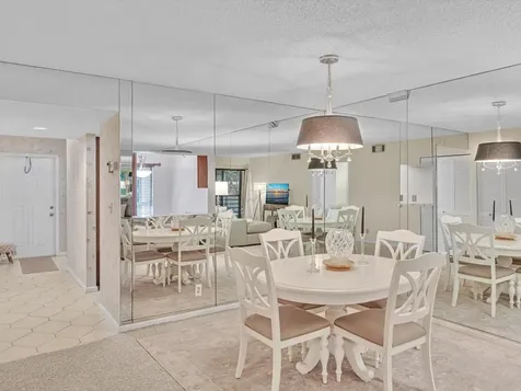 10143 Mangrove 203 Drive Boynton Beach FL 33437