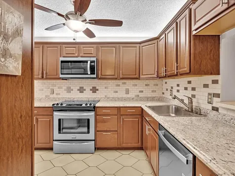 10143 Mangrove 203 Drive Boynton Beach FL 33437
