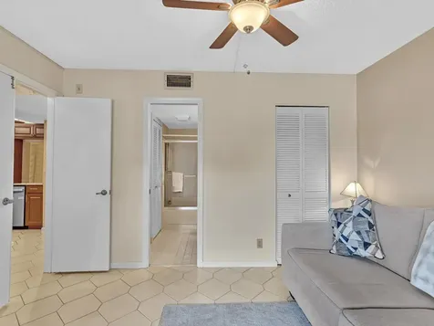 10143 Mangrove 203 Drive Boynton Beach FL 33437