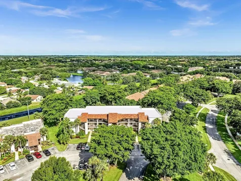 10143 Mangrove 203 Drive Boynton Beach FL 33437