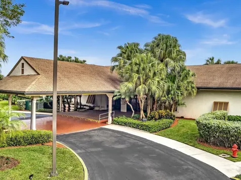 10143 Mangrove 203 Drive Boynton Beach FL 33437