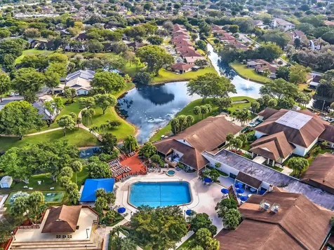 10143 Mangrove 203 Drive Boynton Beach FL 33437