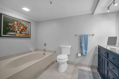 2480 Presidential Way West Palm Beach FL 33401