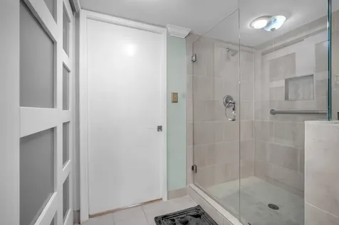 2480 Presidential Way West Palm Beach FL 33401