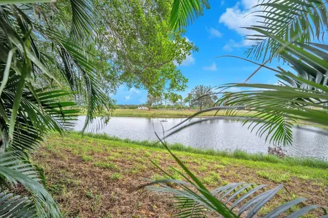 2480 Presidential Way West Palm Beach FL 33401